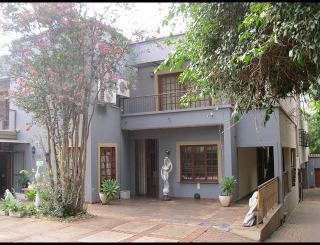 1 BEDROOM PROPERTY TO RENT IN ARCADIA